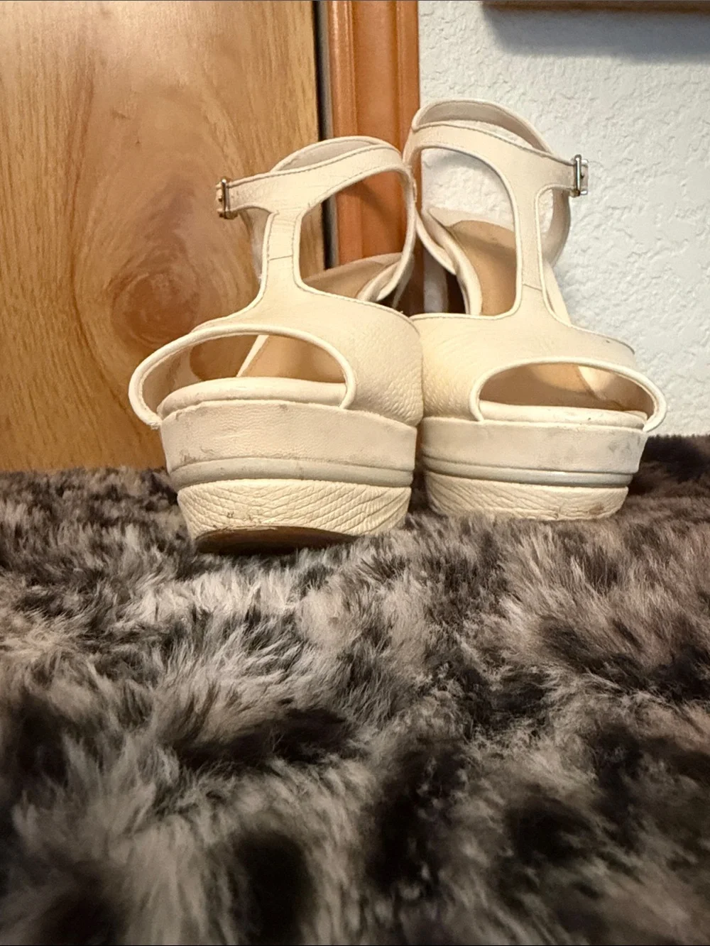Gianni Bini elegant cream